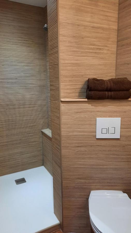 Chambres D'Hotes Belle Vigneronne Монтаньяк Экстерьер фото